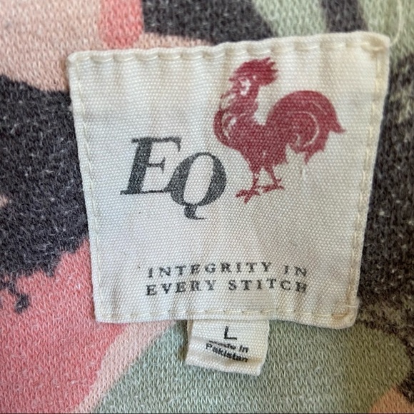 EQ Camo Hoodie Size Large - Picture 6 of 7